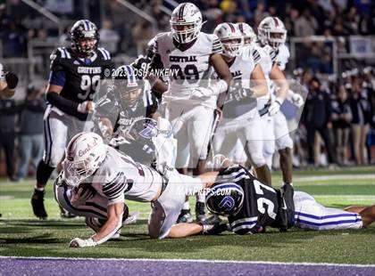 Thumbnail 1 in Central @ Dutchtown (LHSAA Division 1 Non-Select Quarterfinal) photogallery.