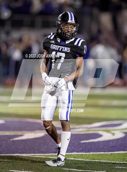 Thumbnail 1 in Central @ Dutchtown (LHSAA Division 1 Non-Select Quarterfinal) photogallery.