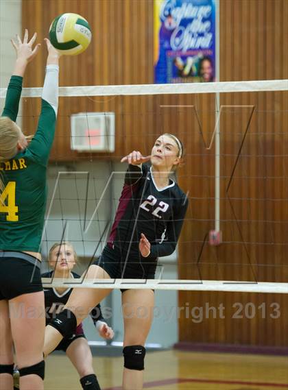 Thumbnail 2 in Bear River vs. Hilmar (Varsity Stockton Classic) photogallery.