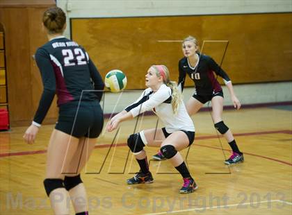 Thumbnail 3 in Bear River vs. Hilmar (Varsity Stockton Classic) photogallery.