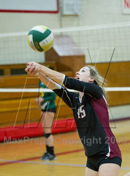 Thumbnail 3 in Bear River vs. Hilmar (Varsity Stockton Classic) photogallery.