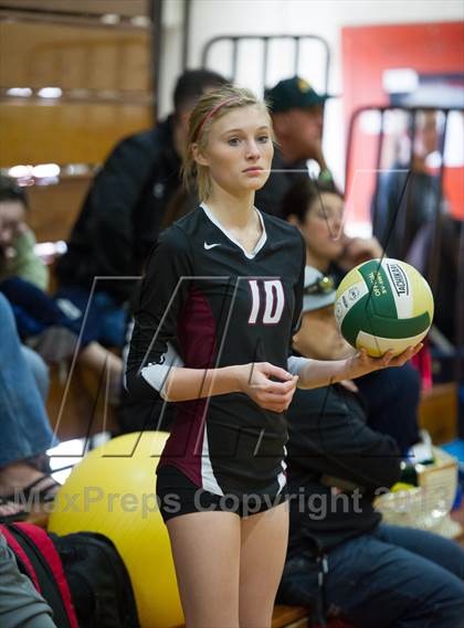 Thumbnail 1 in Bear River vs. Hilmar (Varsity Stockton Classic) photogallery.