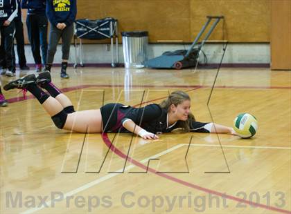 Thumbnail 2 in Bear River vs. Hilmar (Varsity Stockton Classic) photogallery.