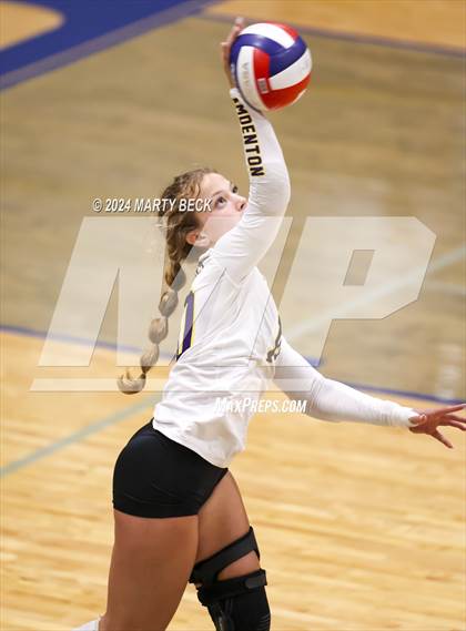 Thumbnail 3 in Camdenton @ Capital City photogallery.