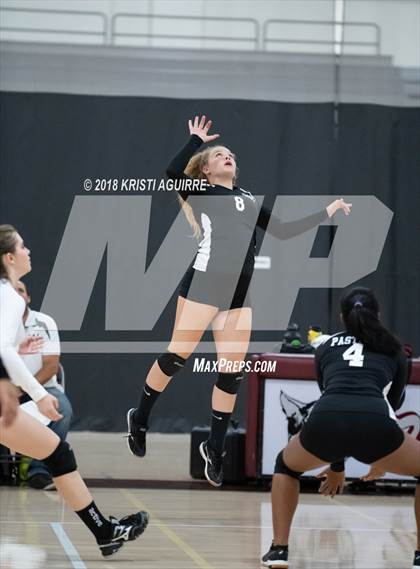 Thumbnail 1 in West Valley vs. Paloma Valley photogallery.