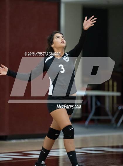 Thumbnail 1 in West Valley vs. Paloma Valley photogallery.