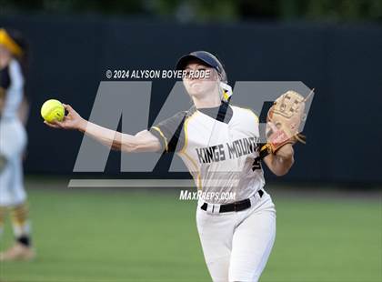 Thumbnail 2 in Kings Mountain vs South Brunswick (NCHSAA 3A Championship) photogallery.