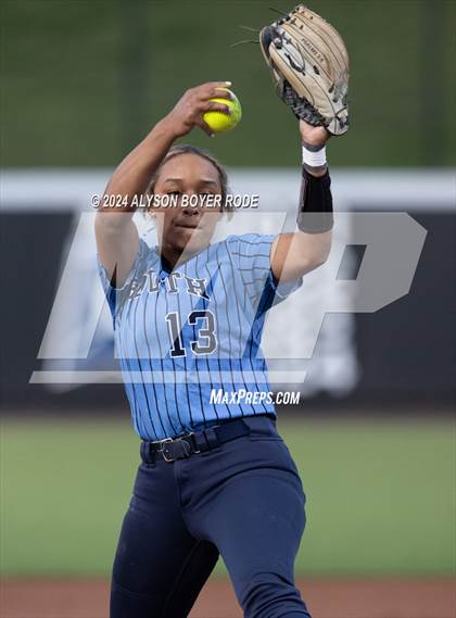 Thumbnail 1 in Kings Mountain vs South Brunswick (NCHSAA 3A Championship) photogallery.