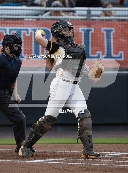 Thumbnail 3 in Kings Mountain vs South Brunswick (NCHSAA 3A Championship) photogallery.