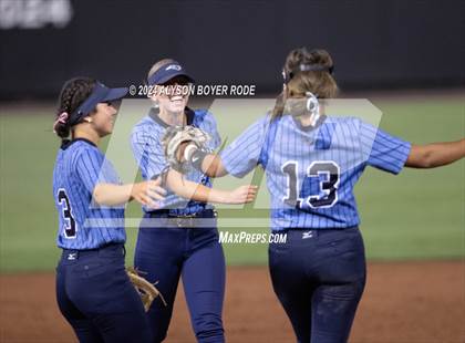 Thumbnail 1 in Kings Mountain vs South Brunswick (NCHSAA 3A Championship) photogallery.