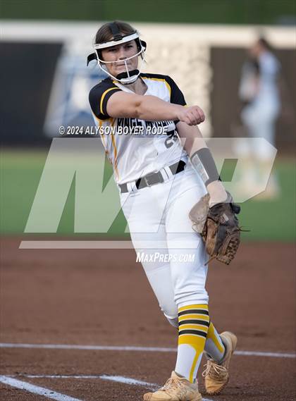 Thumbnail 3 in Kings Mountain vs South Brunswick (NCHSAA 3A Championship) photogallery.