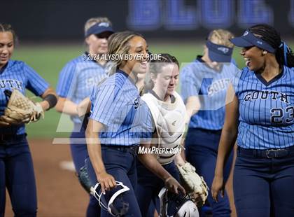 Thumbnail 3 in Kings Mountain vs South Brunswick (NCHSAA 3A Championship) photogallery.