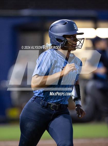 Thumbnail 3 in Kings Mountain vs South Brunswick (NCHSAA 3A Championship) photogallery.