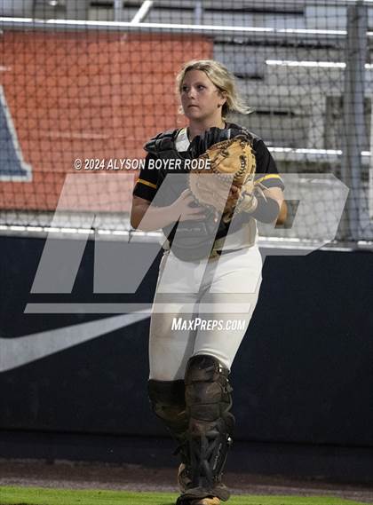 Thumbnail 3 in Kings Mountain vs South Brunswick (NCHSAA 3A Championship) photogallery.