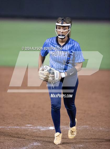 Thumbnail 2 in Kings Mountain vs South Brunswick (NCHSAA 3A Championship) photogallery.