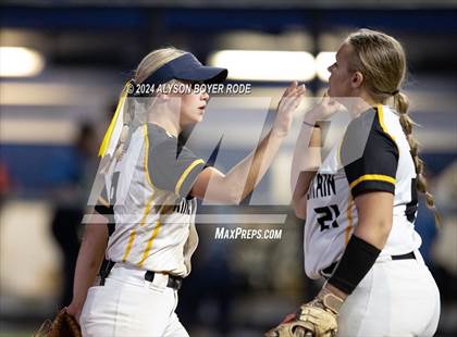 Thumbnail 2 in Kings Mountain vs South Brunswick (NCHSAA 3A Championship) photogallery.