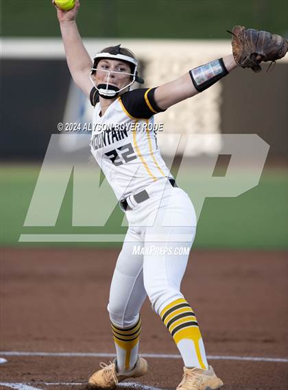 Thumbnail 3 in Kings Mountain vs South Brunswick (NCHSAA 3A Championship) photogallery.