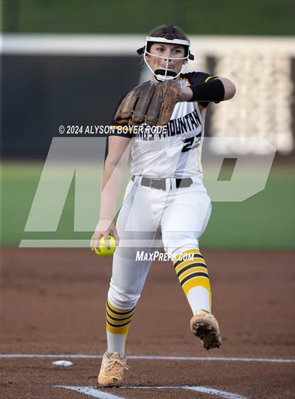 Thumbnail 1 in Kings Mountain vs South Brunswick (NCHSAA 3A Championship) photogallery.