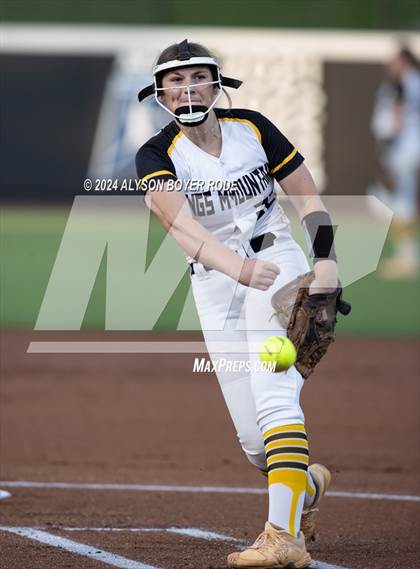Thumbnail 2 in Kings Mountain vs South Brunswick (NCHSAA 3A Championship) photogallery.