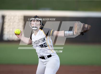 Thumbnail 1 in Kings Mountain vs South Brunswick (NCHSAA 3A Championship) photogallery.