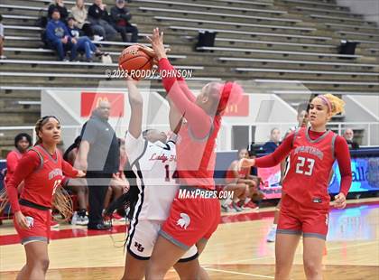 Thumbnail 1 in Hardin Jefferson vs Cypress Lake (McDonald's Texas Invitational) photogallery.