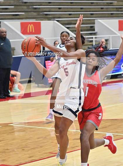 Thumbnail 2 in Hardin Jefferson vs Cypress Lake (McDonald's Texas Invitational) photogallery.