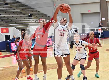 Thumbnail 2 in Hardin Jefferson vs Cypress Lake (McDonald's Texas Invitational) photogallery.