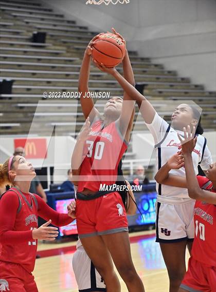 Thumbnail 1 in Hardin Jefferson vs Cypress Lake (McDonald's Texas Invitational) photogallery.