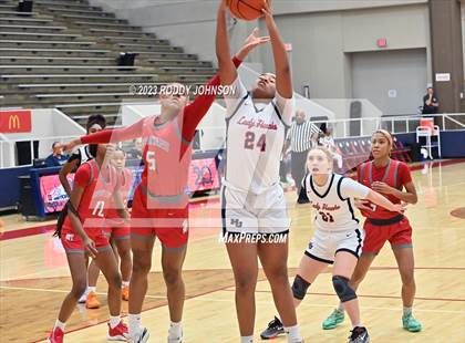 Thumbnail 1 in Hardin Jefferson vs Cypress Lake (McDonald's Texas Invitational) photogallery.