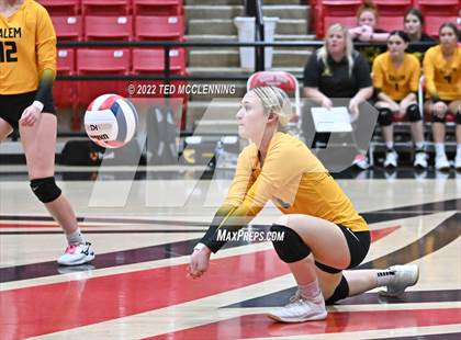 Thumbnail 3 in Salem vs. Hackett (AAA 3A State Playoffs 1st round) photogallery.