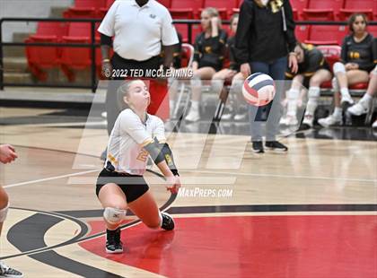 Thumbnail 1 in Salem vs. Hackett (AAA 3A State Playoffs 1st round) photogallery.