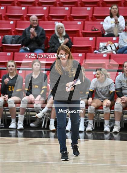 Thumbnail 1 in Salem vs. Hackett (AAA 3A State Playoffs 1st round) photogallery.