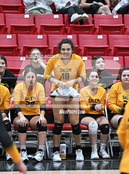 Thumbnail 3 in Salem vs. Hackett (AAA 3A State Playoffs 1st round) photogallery.