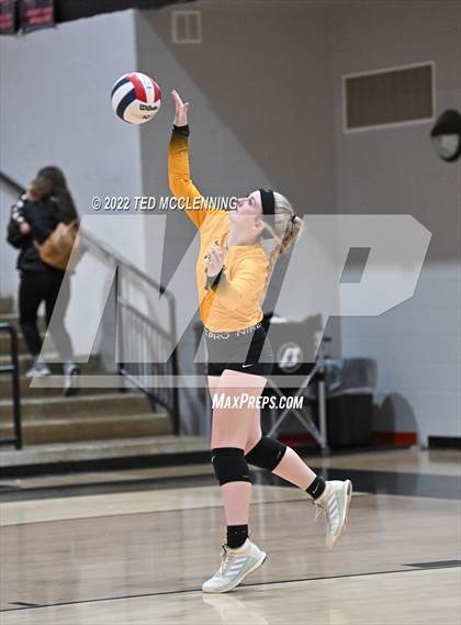Thumbnail 1 in Salem vs. Hackett (AAA 3A State Playoffs 1st round) photogallery.