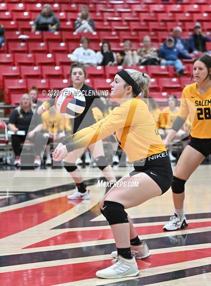 Thumbnail 1 in Salem vs. Hackett (AAA 3A State Playoffs 1st round) photogallery.