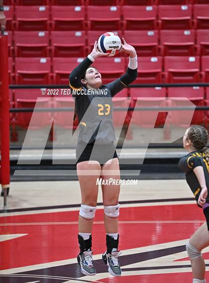 Thumbnail 1 in Salem vs. Hackett (AAA 3A State Playoffs 1st round) photogallery.
