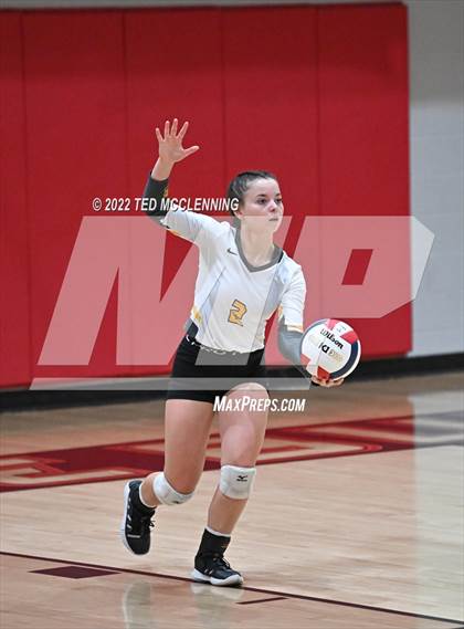 Thumbnail 1 in Salem vs. Hackett (AAA 3A State Playoffs 1st round) photogallery.