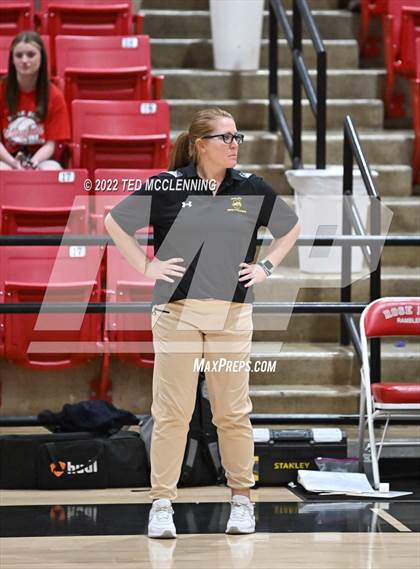 Thumbnail 3 in Salem vs. Hackett (AAA 3A State Playoffs 1st round) photogallery.