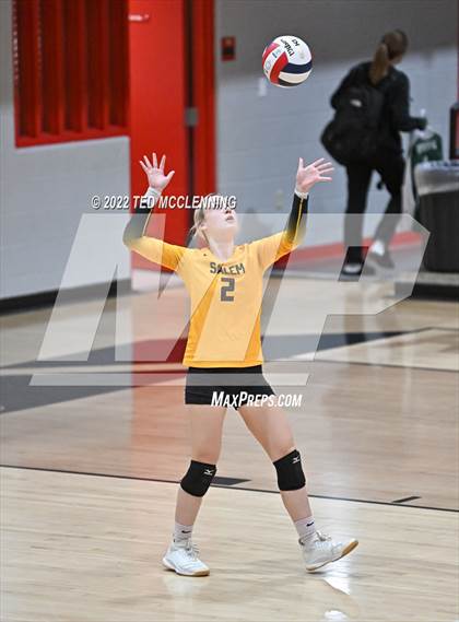 Thumbnail 3 in Salem vs. Hackett (AAA 3A State Playoffs 1st round) photogallery.