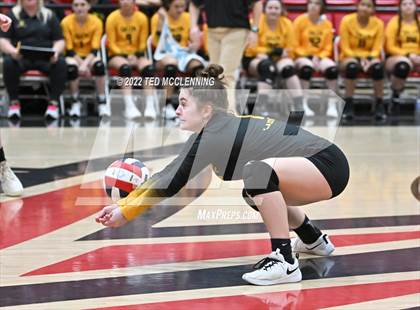 Thumbnail 3 in Salem vs. Hackett (AAA 3A State Playoffs 1st round) photogallery.
