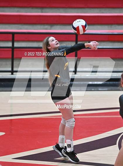 Thumbnail 1 in Salem vs. Hackett (AAA 3A State Playoffs 1st round) photogallery.