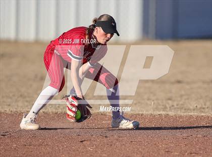 Thumbnail 2 in Maypearl @ Santo photogallery.