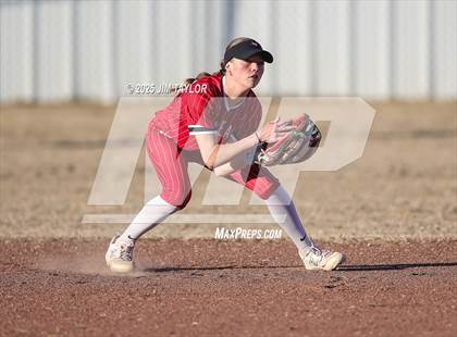 Thumbnail 1 in Maypearl @ Santo photogallery.
