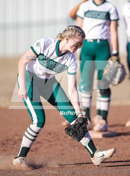 Thumbnail 3 in Maypearl @ Santo photogallery.