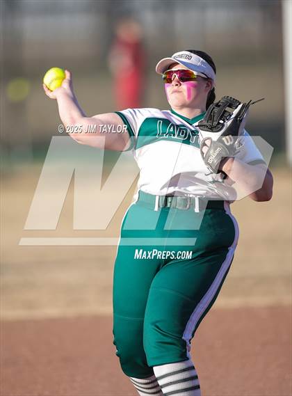 Thumbnail 2 in Maypearl @ Santo photogallery.