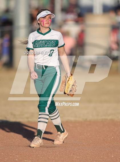 Thumbnail 2 in Maypearl @ Santo photogallery.