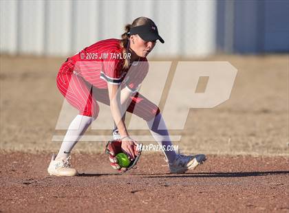 Thumbnail 1 in Maypearl @ Santo photogallery.