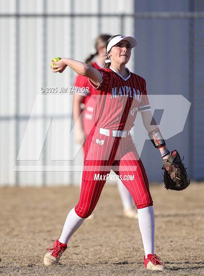 Thumbnail 1 in Maypearl @ Santo photogallery.