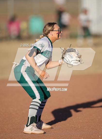 Thumbnail 3 in Maypearl @ Santo photogallery.