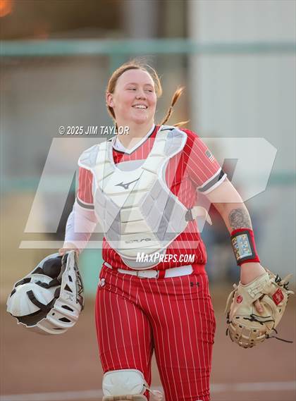 Thumbnail 1 in Maypearl @ Santo photogallery.